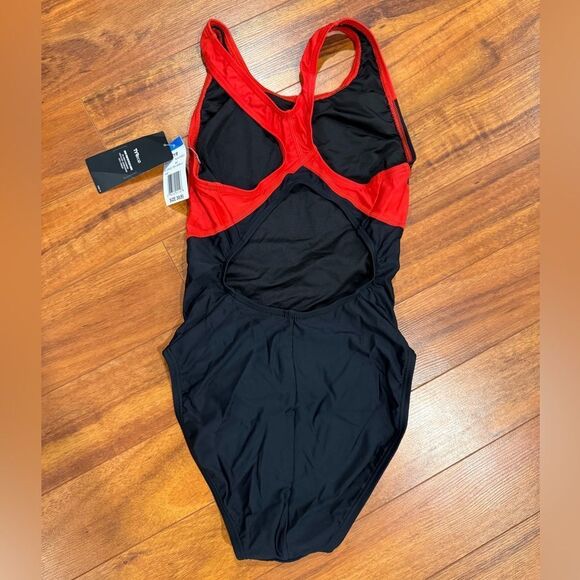 TYR Women's Standard Alliance T-Splice Maxfit Swimsuit, Black/Red, 30/S NWT - Picture 4 of 5
